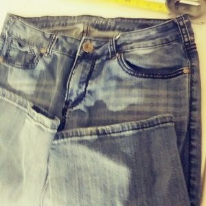 COWGIRL TUFF DONT FENCE ME IN BLACK